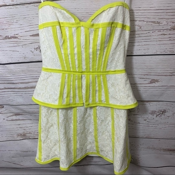 Nwt Bcbgmaxazria Off White Kellyn French Lace Peplum Cocktail Dress - Picture 2 of 7